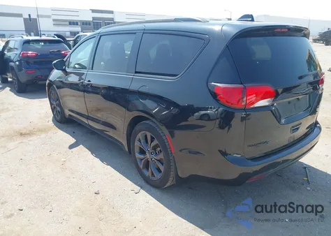 2019 Chrysler Pacifica Touring Plus из США, поврежденный, VIN 2C4RC1FG5KR567581